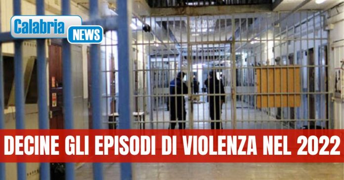 Aggressione in carcere Calabria